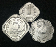 Load image into Gallery viewer, India - 1, 2, 5 PAISA 1967 Coin Set - Collectors Coins &amp; Educational Gift - Collectors Couch