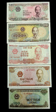 Load image into Gallery viewer, Vietnam 2000,1000,500,200,100 Dong Banknote Set World Paper Money UNC Currency - Collectors Couch