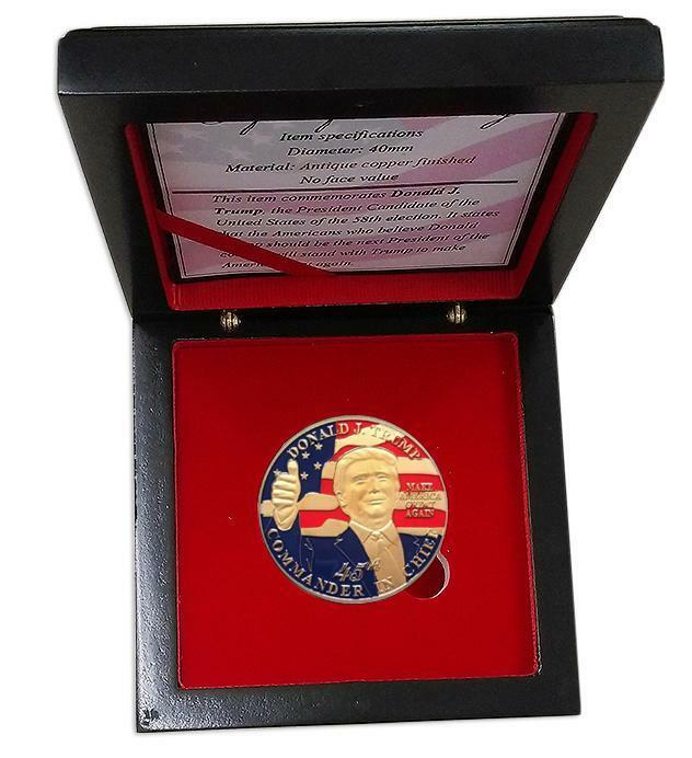✯ DONALD TRUMP ✯ US GOLD EAGLE ✯ GREAT NOVELTY GIFT ✯ WITH WOODEN SOUVENIR✯ - Collectors Couch