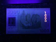 Load image into Gallery viewer, Chile 1000 Pesos 2014 Polymer Banknote World Paper Money UNC Currency Bill Note