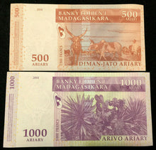 Load image into Gallery viewer, Madagascar 100 200 500 1000 Ariary 2004 Banknote Set World Paper Money UNC