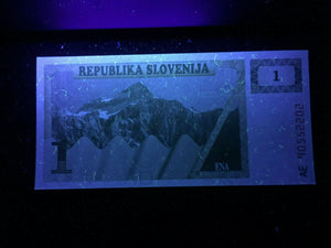 Slovenia 1 Tolar 1990 Banknote World Paper Money UNC Currency Bill Note
